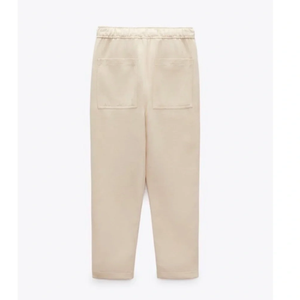 New Zara | Ecru Highrise Lose Ankle Athleisure Pants - Picture 7 of 15